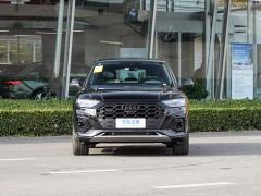 Photo of the vehicle Audi Q5