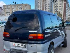 Сүрөт унаа Mitsubishi Delica