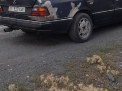 Photo of the vehicle Mercedes-Benz W124