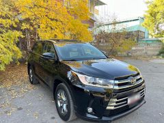 Фото авто Toyota Highlander