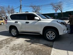 Сүрөт унаа Toyota Land Cruiser Prado