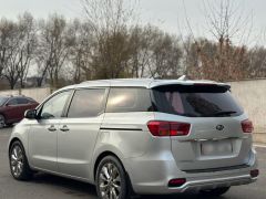 Фото авто Kia Carnival