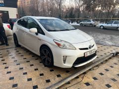 Сүрөт унаа Toyota Prius