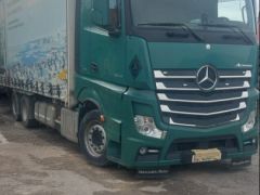 Фото авто Mercedes-Benz Actros