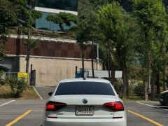 Photo of the vehicle Volkswagen Passat