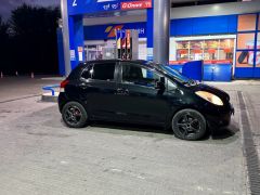 Сүрөт унаа Toyota Vitz