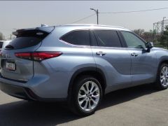 Photo of the vehicle Toyota Highlander