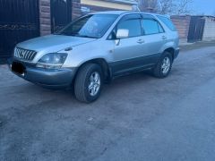 Сүрөт унаа Toyota Harrier