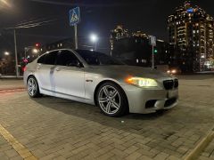 Photo of the vehicle BMW 5 Series