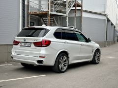 Photo of the vehicle BMW X5