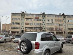 Сүрөт унаа Toyota RAV4