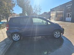 Photo of the vehicle Honda Fit