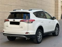 Сүрөт унаа Toyota RAV4