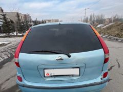 Сүрөт унаа Nissan Tino