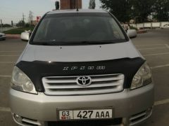 Сүрөт унаа Toyota Avensis Verso