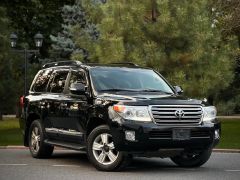 Сүрөт унаа Toyota Land Cruiser