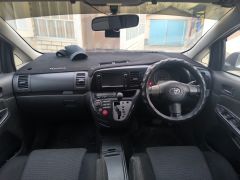 Фото авто Toyota Wish