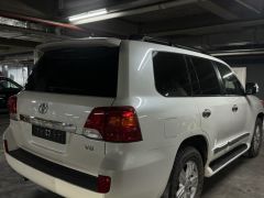 Сүрөт унаа Toyota Land Cruiser