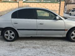 Сүрөт унаа Toyota Avensis