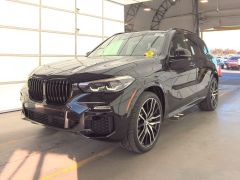 Photo of the vehicle BMW X5