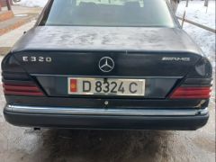 Фото авто Mercedes-Benz W124