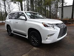 Photo of the vehicle Lexus GX