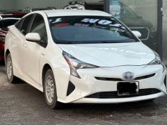 Фото авто Toyota Prius