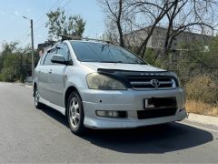 Фото авто Toyota Ipsum