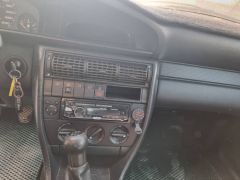 Photo of the vehicle Audi 100