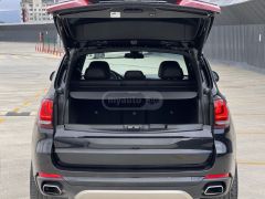 Photo of the vehicle BMW X5