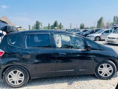 Фото авто Honda Fit