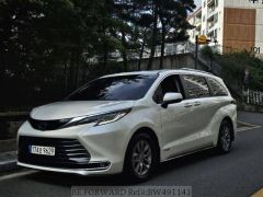 Фото авто Toyota Sienna