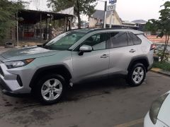 Сүрөт унаа Toyota RAV4