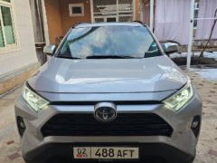 Photo of the vehicle Toyota RAV4