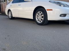 Photo of the vehicle Lexus ES