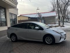 Фото авто Toyota Prius