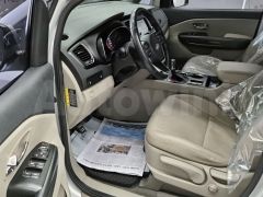 Photo of the vehicle Kia Carnival