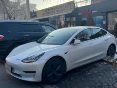 Фото авто Tesla Model 3