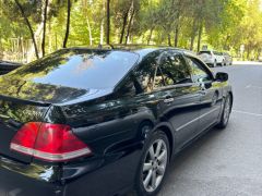 Photo of the vehicle Toyota Crown