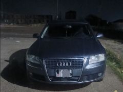 Photo of the vehicle Audi A8