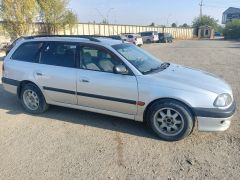 Сүрөт унаа Toyota Avensis