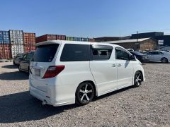 Сүрөт унаа Toyota Alphard