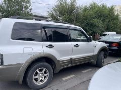 Сүрөт унаа Mitsubishi Pajero