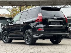 Photo of the vehicle Lexus GX