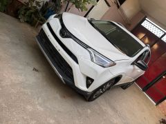 Сүрөт унаа Toyota RAV4