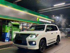 Сүрөт унаа Lexus LX