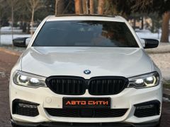 Photo of the vehicle BMW 5 Series