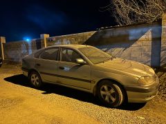 Сүрөт унаа Toyota Avensis