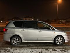 Фото авто Toyota Ipsum