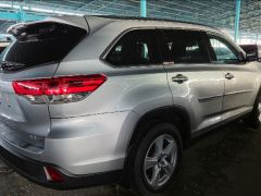 Фото авто Toyota Highlander